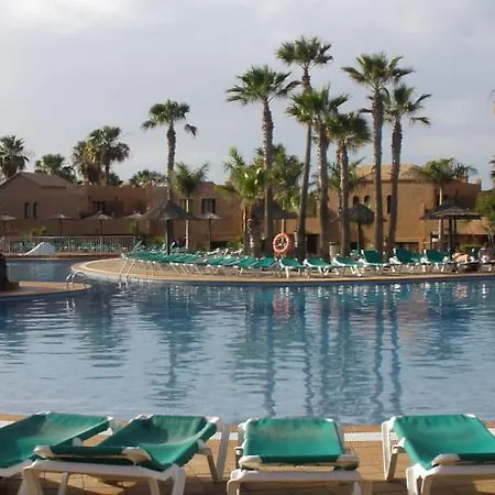 Oasis Dunas קורלחו