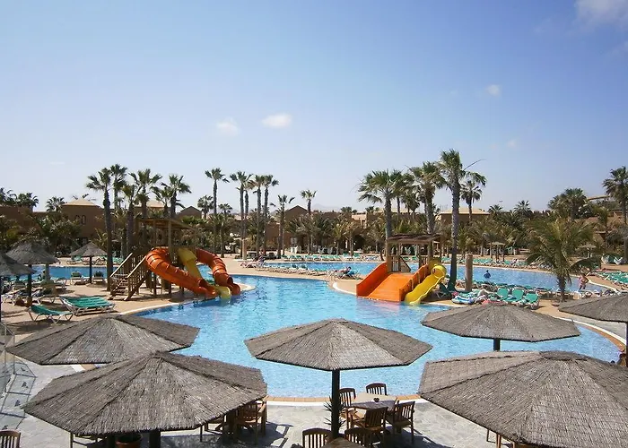 Oasis Dunas * كوراليهو